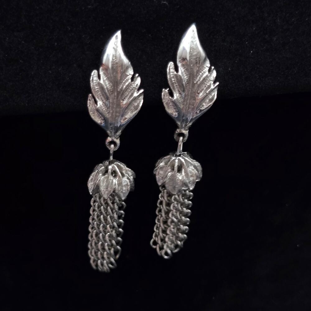 Lady Remington Silver Tone Tassel Clio On Earrings Leaf Leaves Fall Vintage